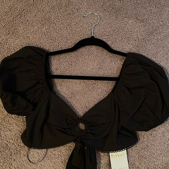 Abeja Miope Tie Top - Picture 3 of 7